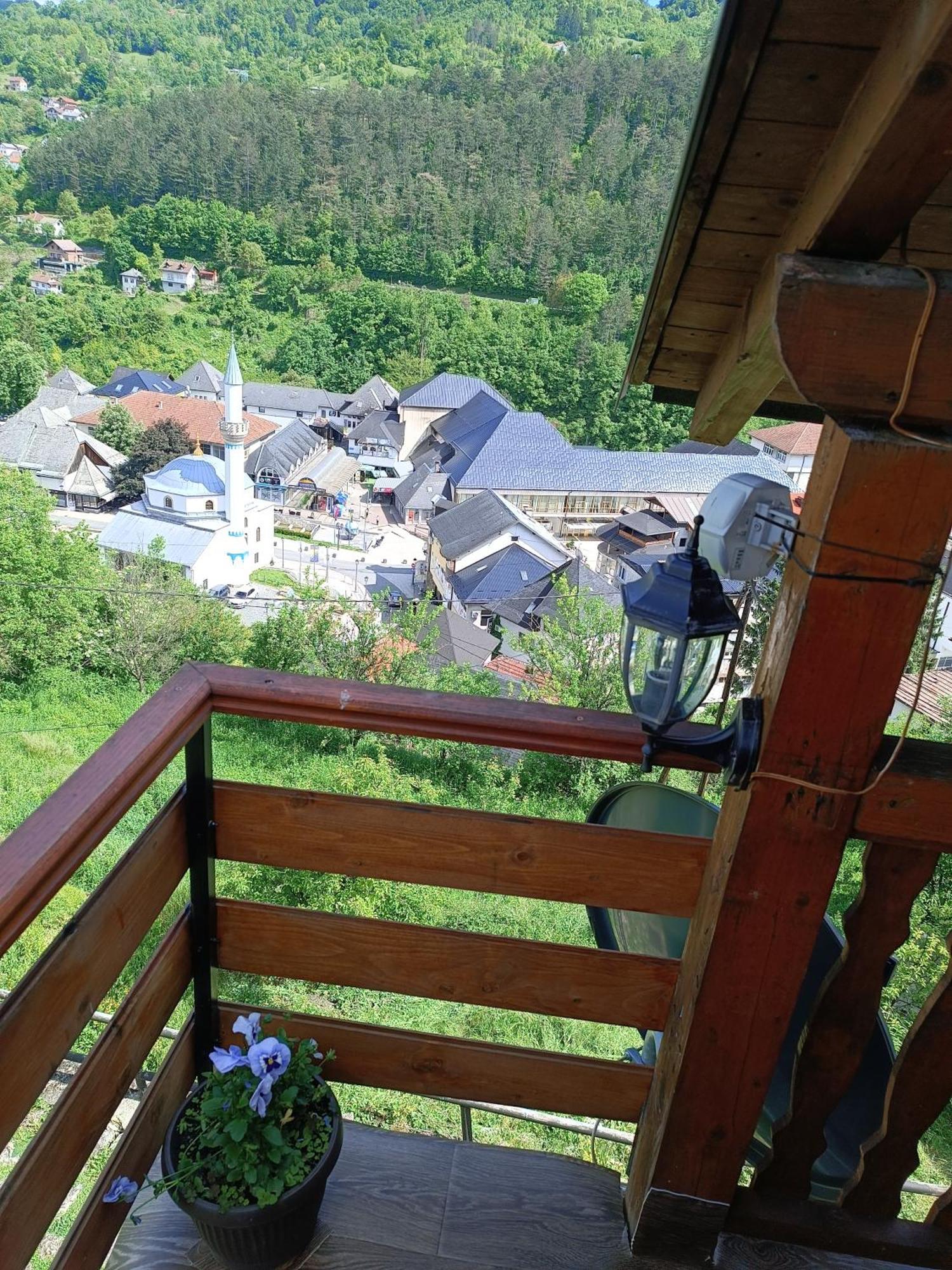 Hotel Privatni Smjestaj Kurtalija Jajce Esterno foto